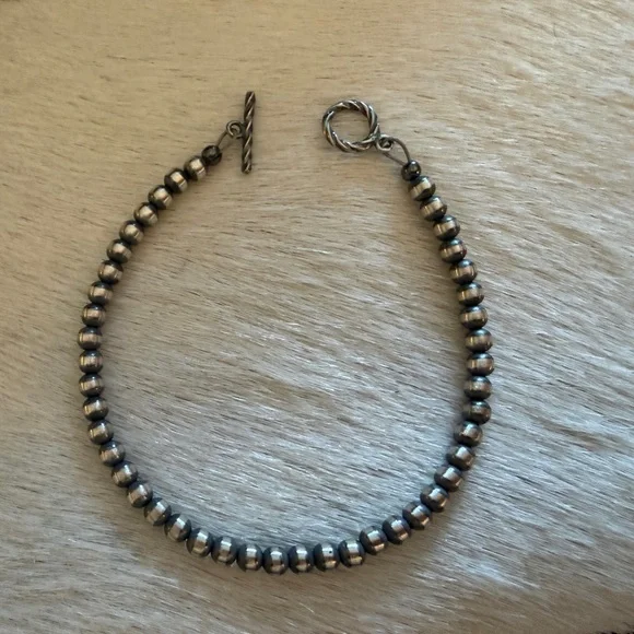 ❤️ 4mm 7.5” Native American Navajo Desert Pearl Sterling Bracelet Toggle Clasp - Picture 6 of 8